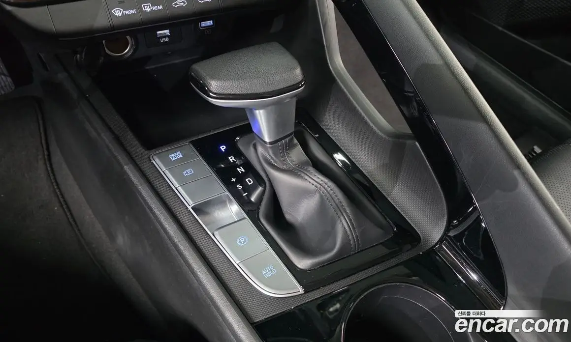 Hyundai Avante 2020 1.6 автомат (гидро), фото 9