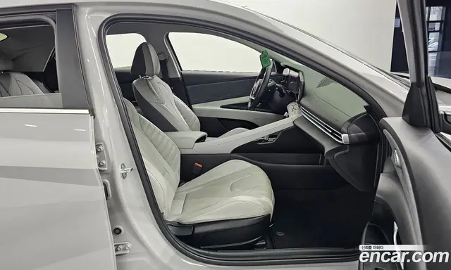 Hyundai Avante 2020 1.6 автомат (гидро), миниатюра 11