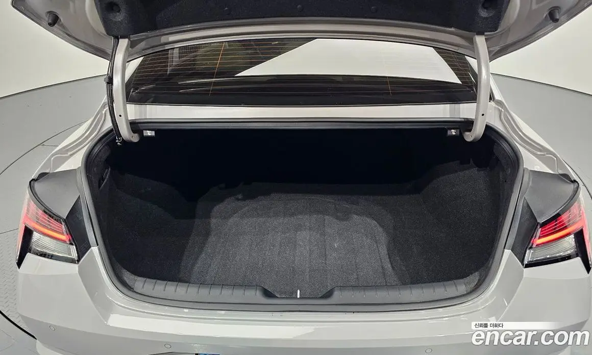 Hyundai Avante 2020 1.6 автомат (гидро), фото 20