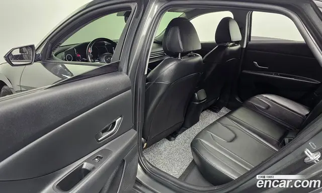 Hyundai Avante 2022 1.6 автомат (гидро), миниатюра 11