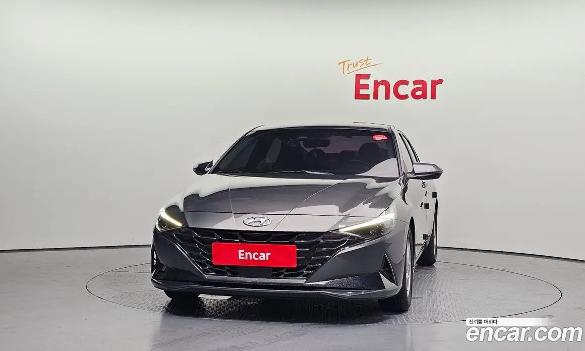 Hyundai Avante 2022 1.6 автомат (гидро), фото 3