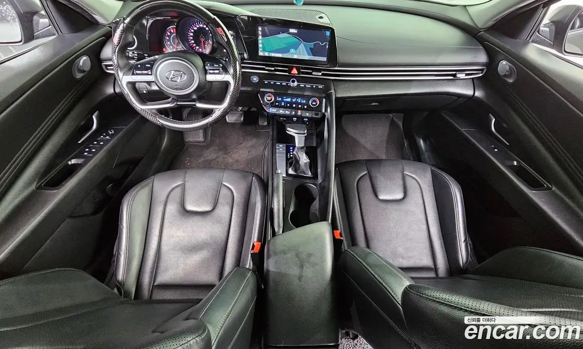 Hyundai Avante 2022 1.6 автомат (гидро), фото 7