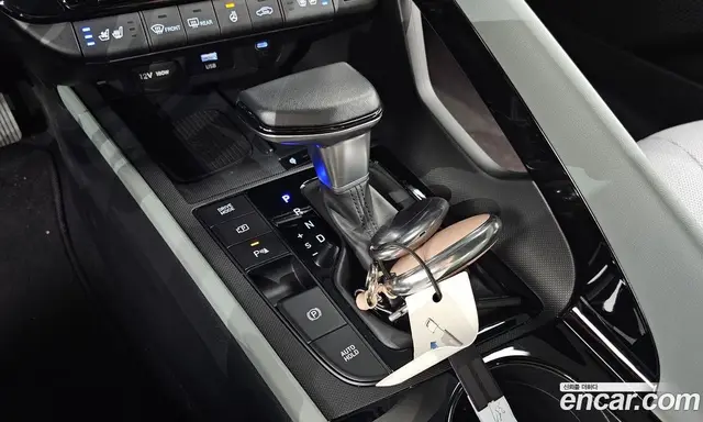 Hyundai Avante 2024 1.6 автомат (гидро), миниатюра 11