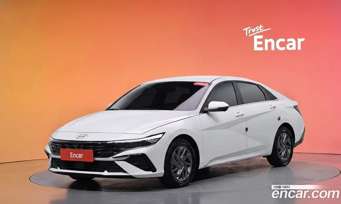 Hyundai Avante 2024 1.6 автомат (гидро), фото 33