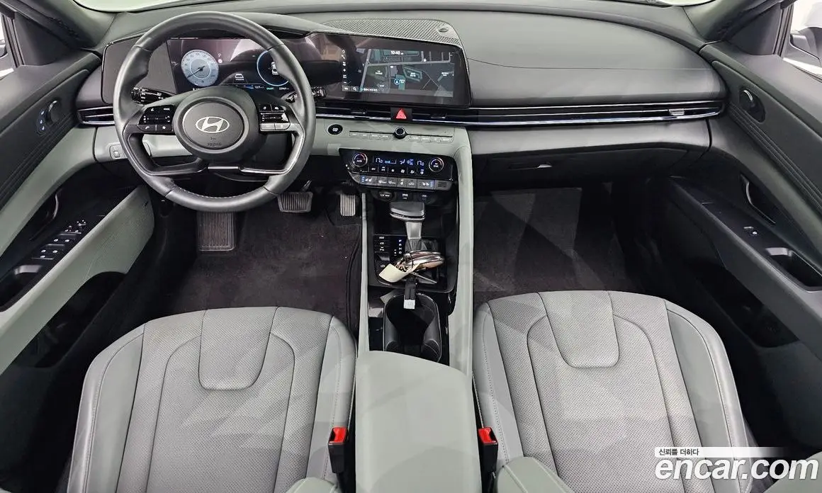 Hyundai Avante 2024 1.6 автомат (гидро), фото 9