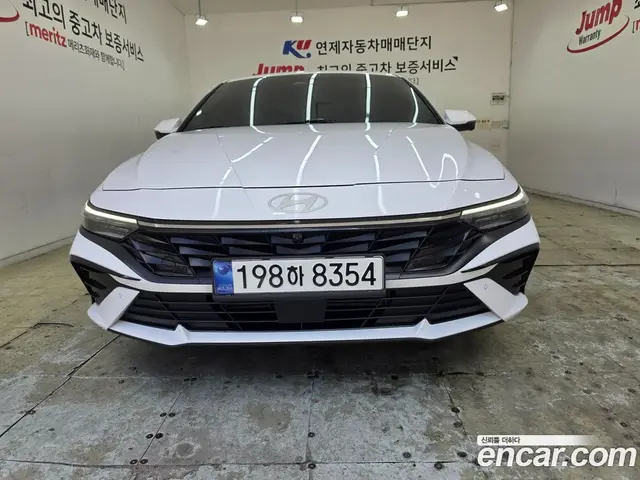 Hyundai Avante 2024 1.6 автомат (гидро), миниатюра 2
