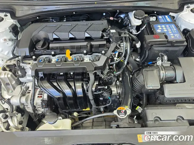 Hyundai Avante 2024 1.6 автомат (гидро), миниатюра 6