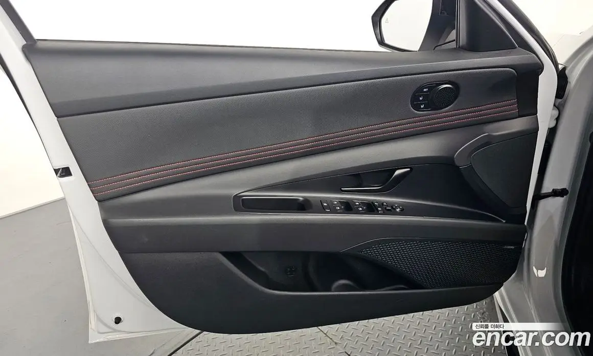 Hyundai Avante 2025 1.6 автомат (гидро), фото 14