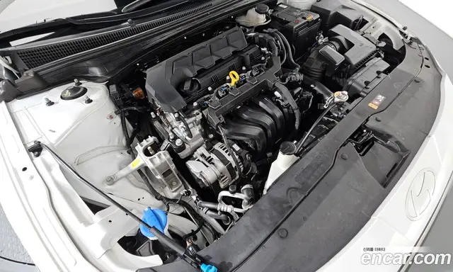 Hyundai Avante 2025 1.6 автомат (гидро), миниатюра 6