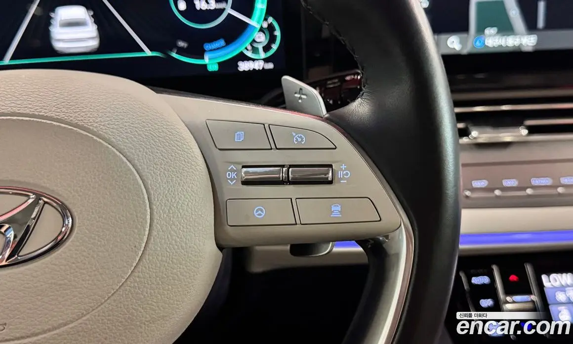 Hyundai Grandeur 2022 2.4 автомат (гидро), фото 17