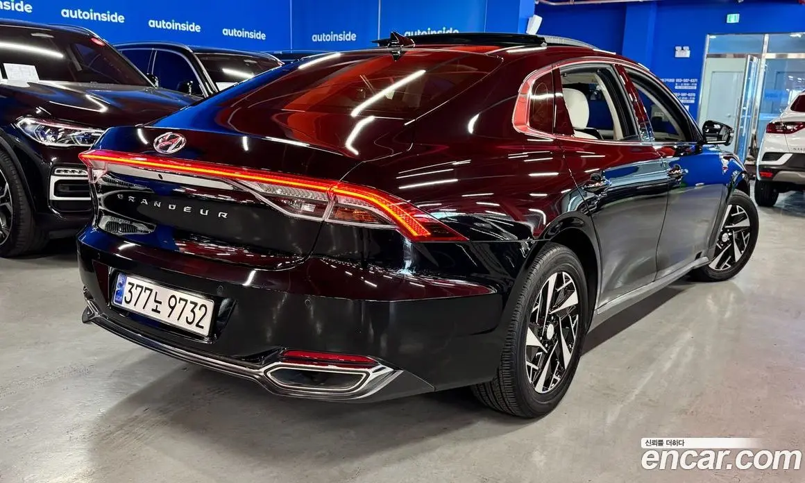 Hyundai Grandeur 2022 2.4 автомат (гидро), фото 3