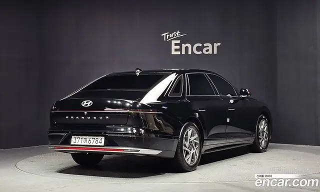 Hyundai Grandeur 2023 2.5 автомат (гидро), миниатюра 2