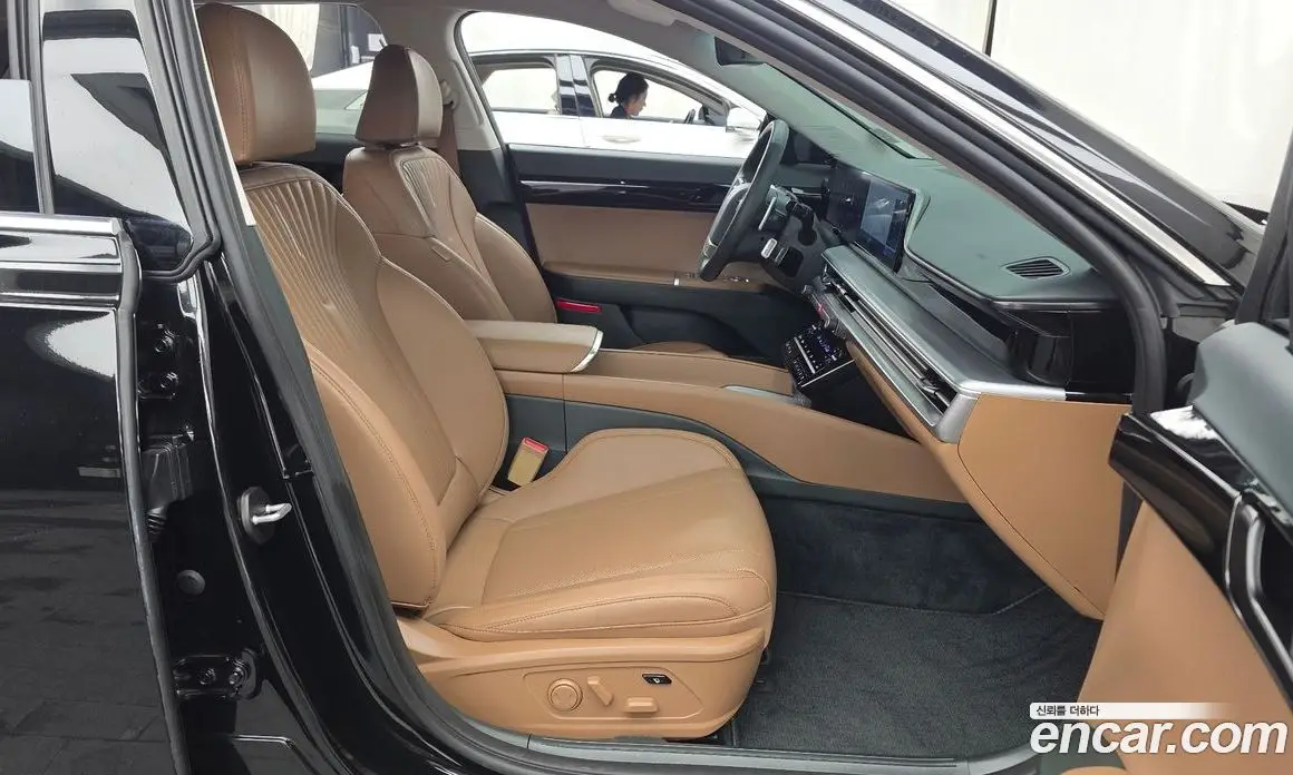 Hyundai Grandeur 2023 2.5 автомат (гидро), фото 17