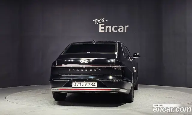 Hyundai Grandeur 2023 2.5 автомат (гидро), миниатюра 4