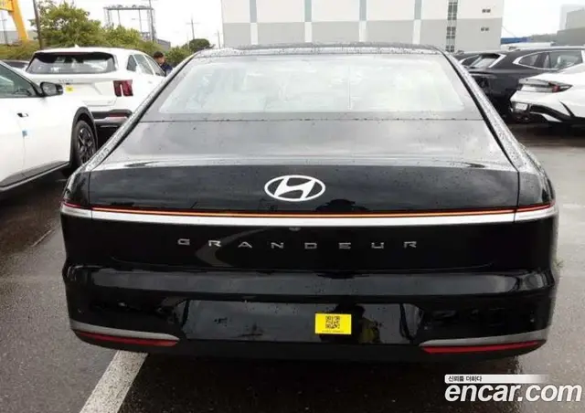 Hyundai Grandeur 2026 1.6 автомат (гидро), миниатюра 3