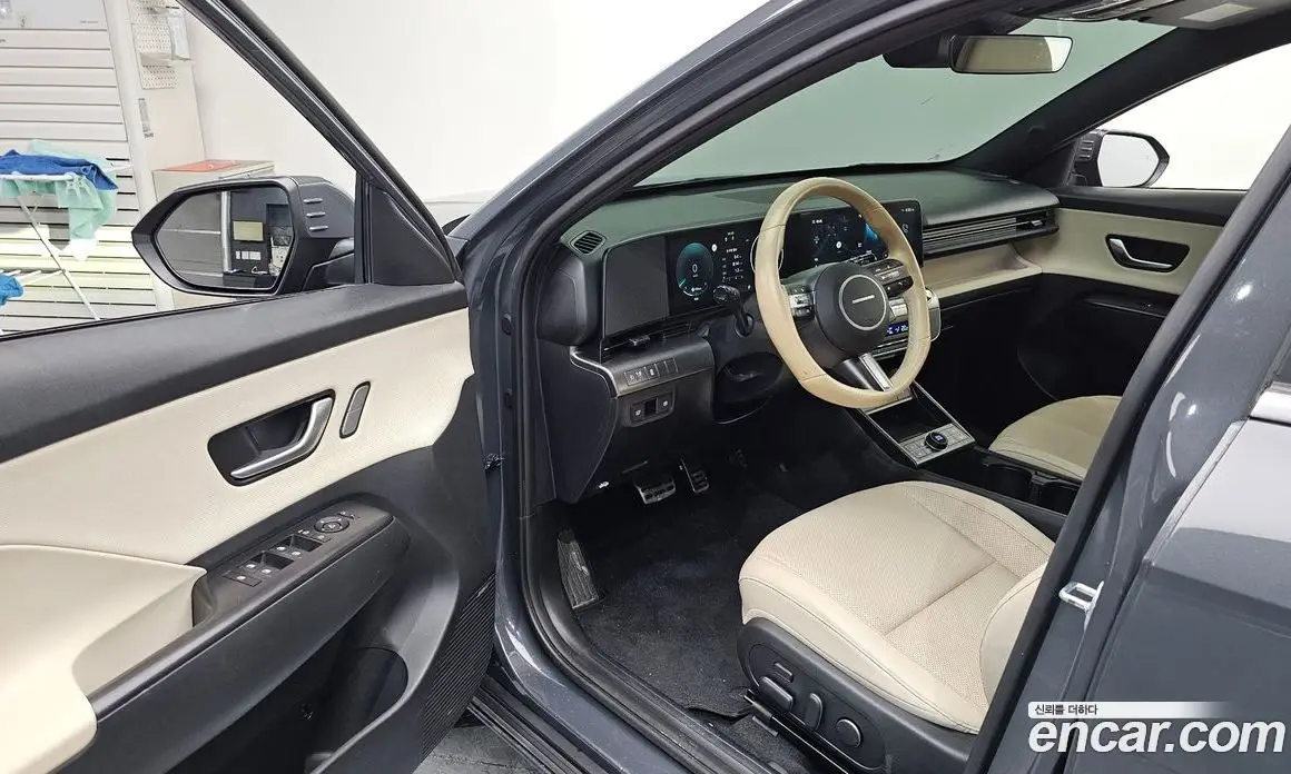 Hyundai Kona 2023 1.6 автомат (гидро), фото 13
