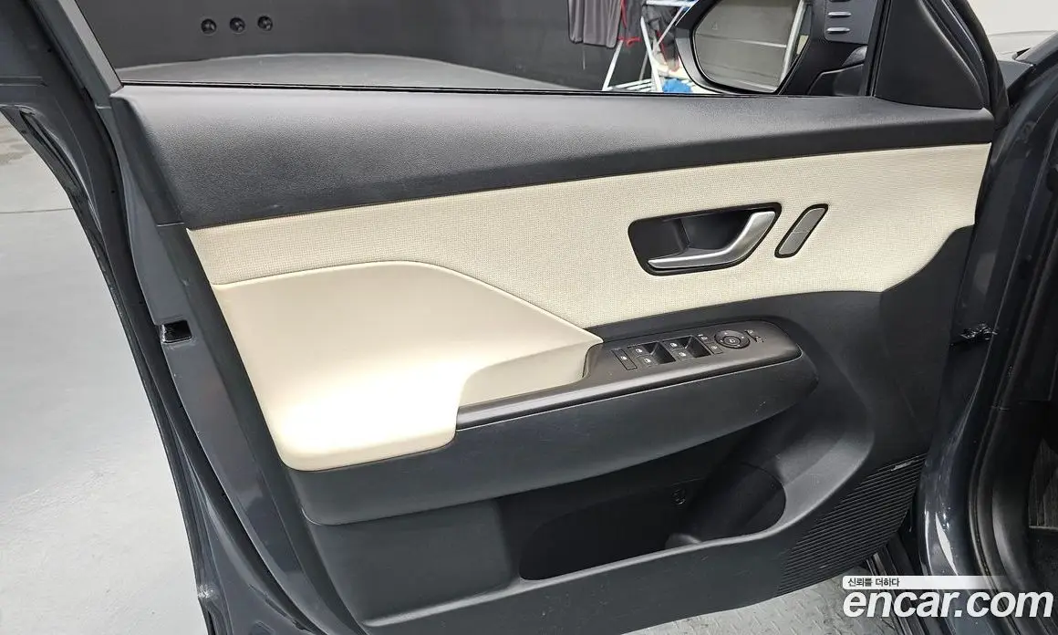 Hyundai Kona 2023 1.6 автомат (гидро), фото 14