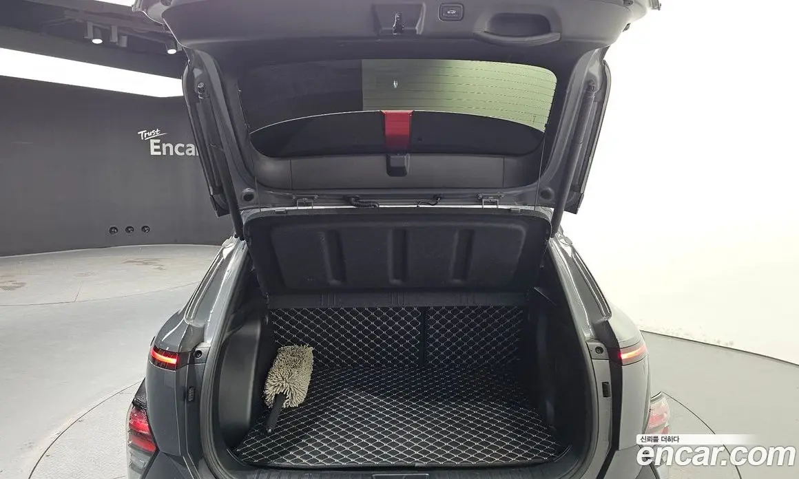 Hyundai Kona 2023 1.6 автомат (гидро), фото 26