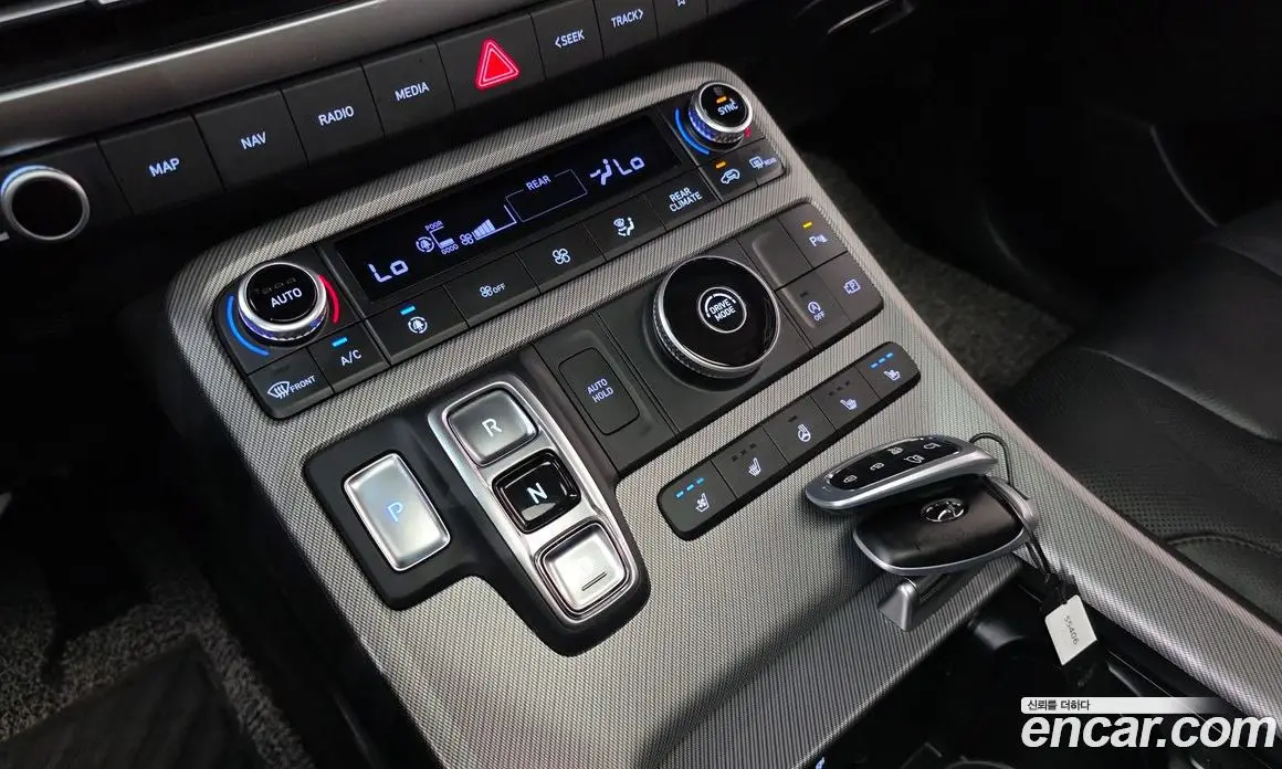 Hyundai Palisade 2023 2.2 автомат (гидро), фото 11