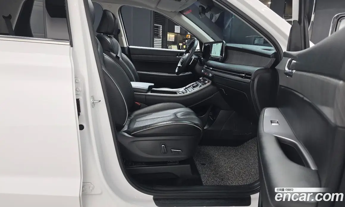 Hyundai Palisade 2023 2.2 автомат (гидро), фото 15