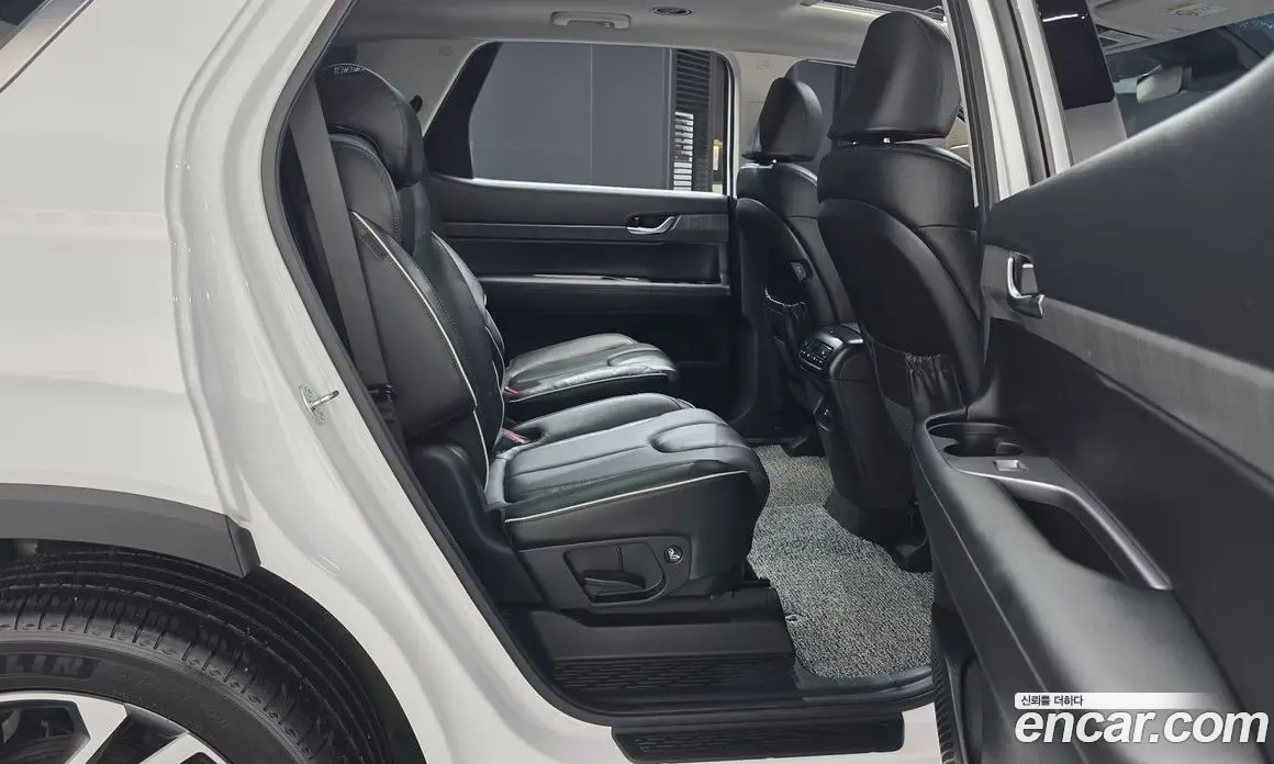 Hyundai Palisade 2023 2.2 автомат (гидро), фото 16