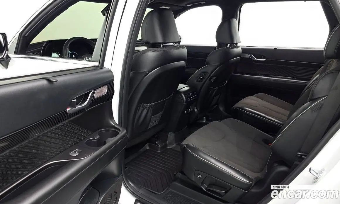 Hyundai Palisade 2024 3.8 автомат (гидро), фото 17