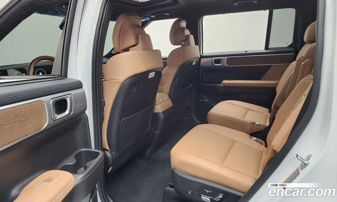 Hyundai Santa Fe 2024 1.6 автомат (гидро), фото 16