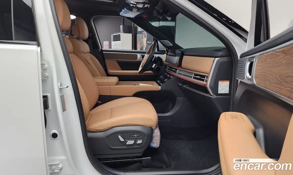 Hyundai Santa Fe 2024 1.6 автомат (гидро), фото 17