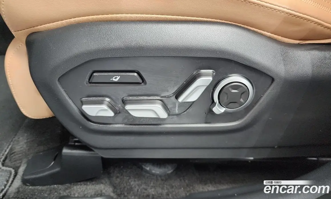 Hyundai Santa Fe 2024 1.6 автомат (гидро), фото 31