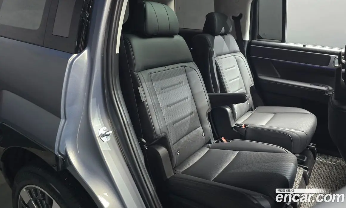 Hyundai Santa Fe 2024 1.6 автомат (гидро), фото 17