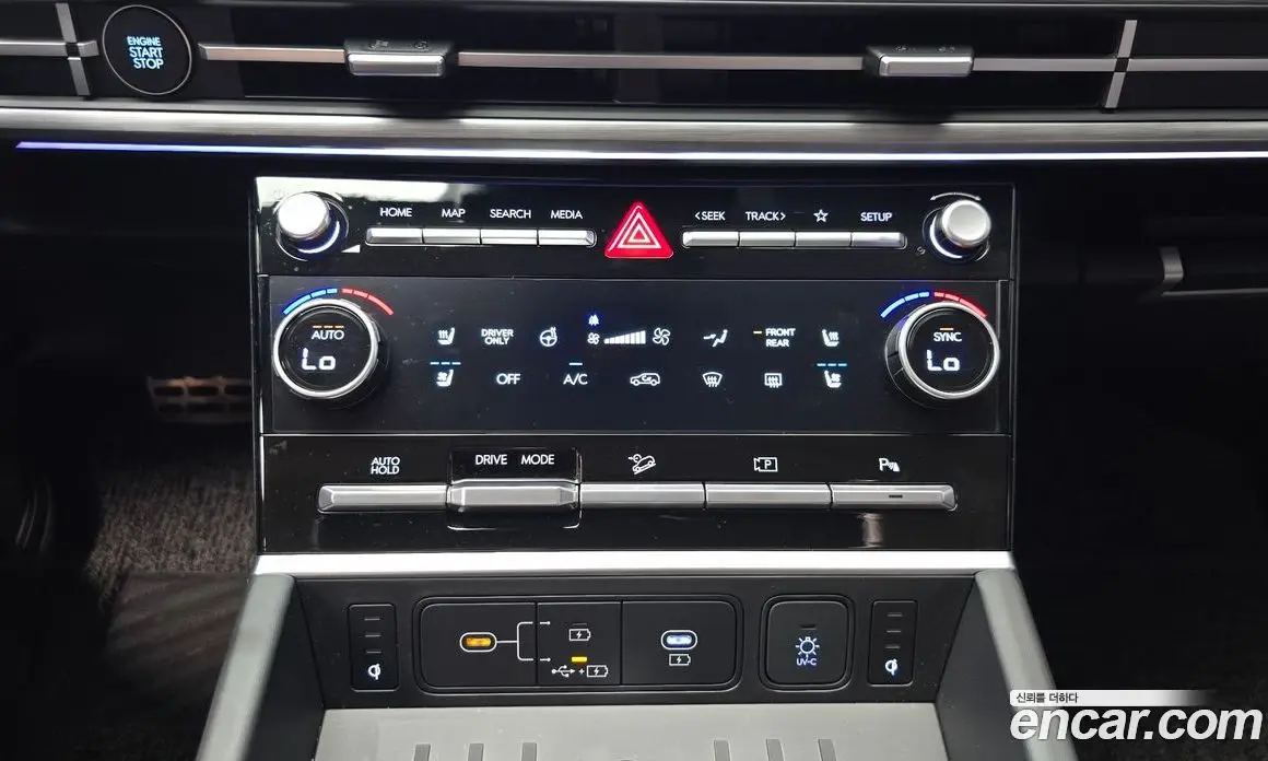 Hyundai Santa Fe 2024 1.6 автомат (гидро), фото 23