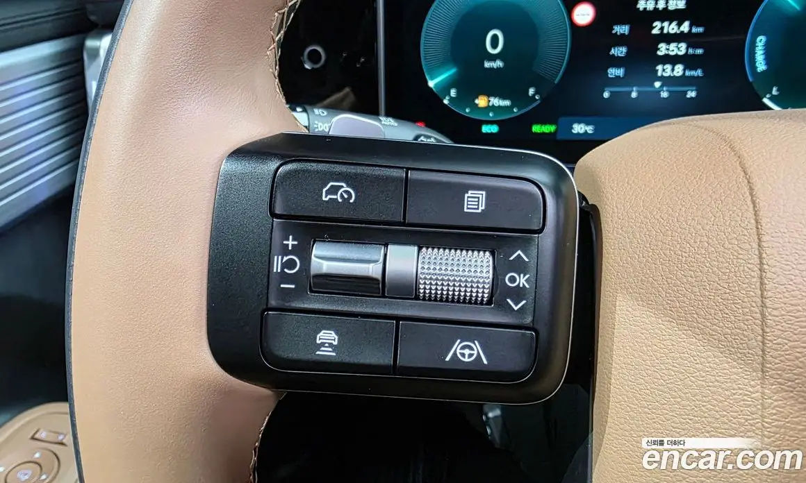 Hyundai Santa Fe 2024 1.6 автомат (гидро), фото 35
