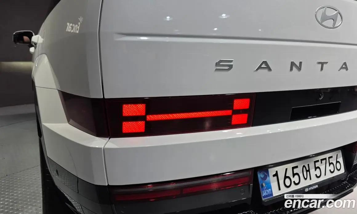 Hyundai Santa Fe 2024 1.6 автомат (гидро), фото 9