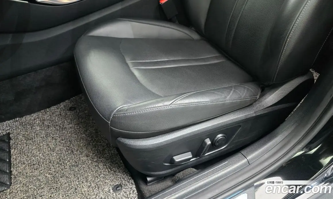 Hyundai Sonata 2019 2.0 автомат (гидро), фото 31