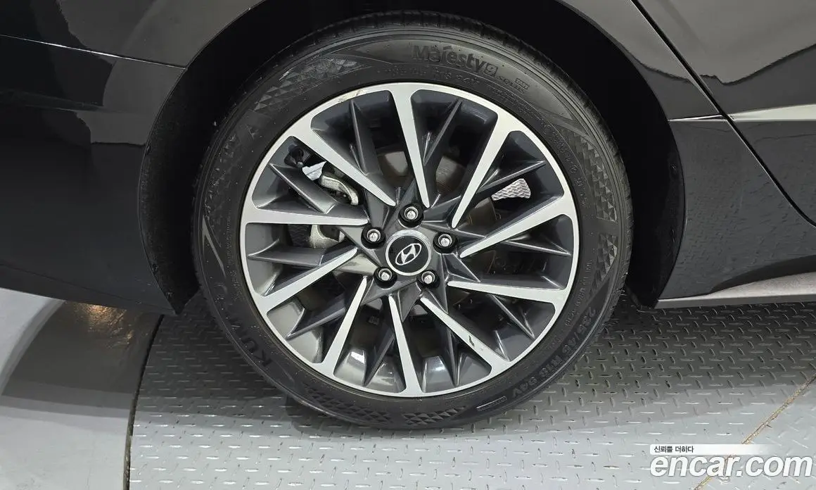Hyundai Sonata 2019 2.0 автомат (гидро), фото 5