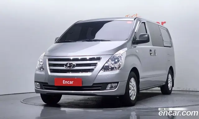 Hyundai Starex 2016 2.5 автомат (гидро), миниатюра 1