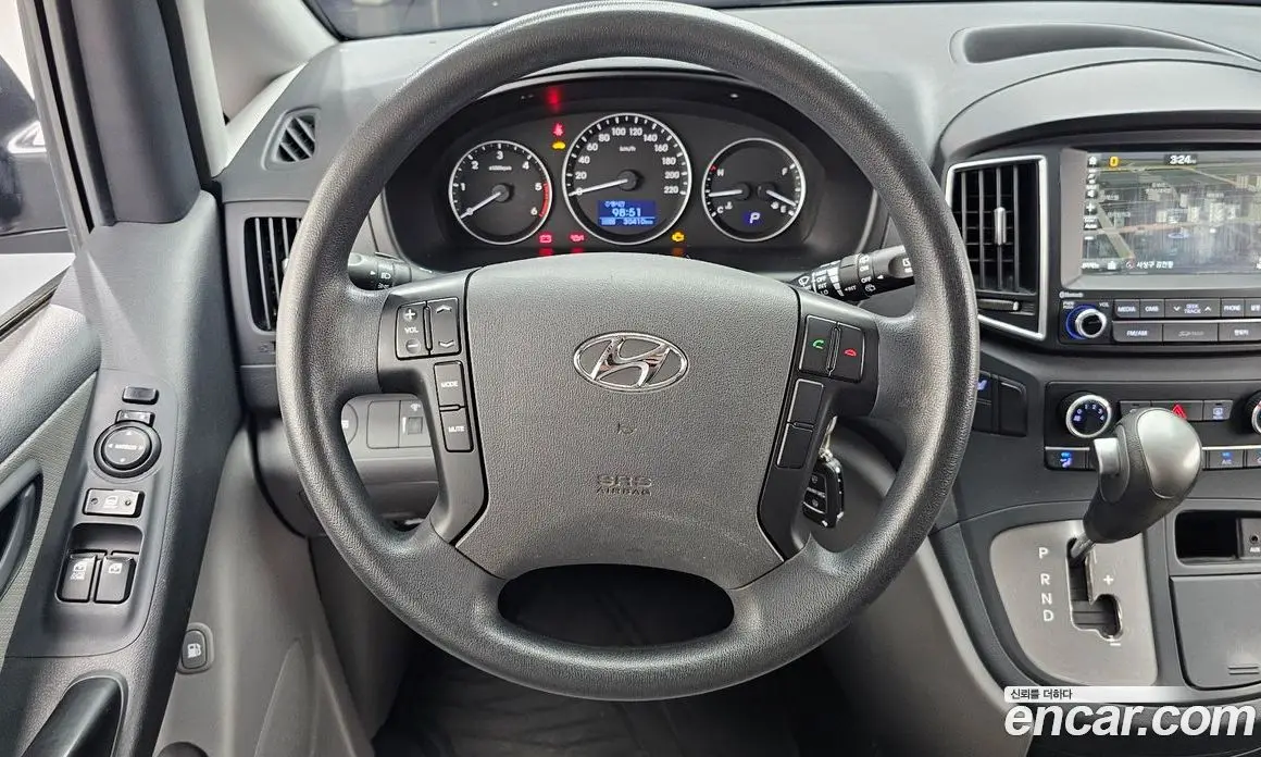 Hyundai Starex 2016 2.5 автомат (гидро), фото 13