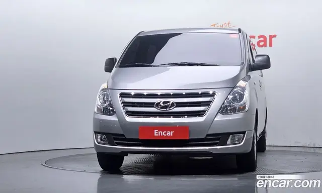 Hyundai Starex 2016 2.5 автомат (гидро), миниатюра 3