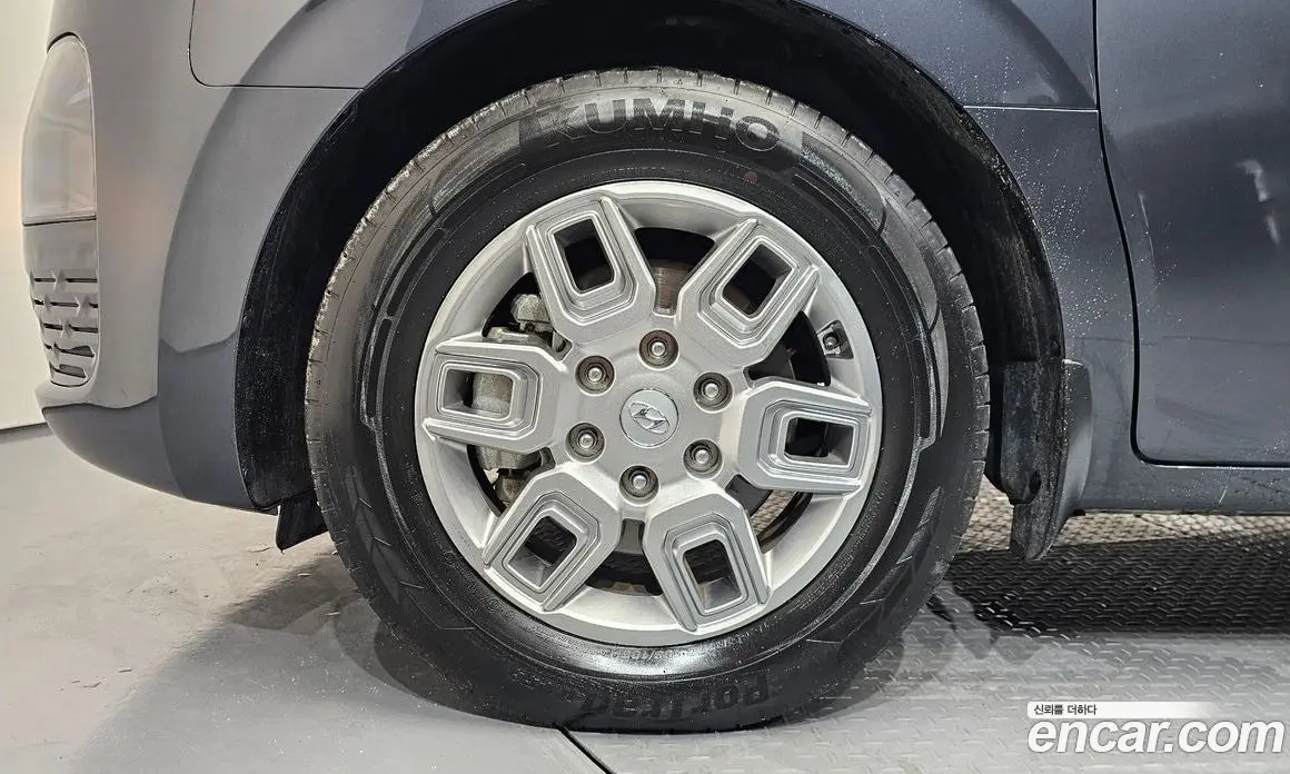 Hyundai Staria 2021 2.2 автомат (гидро), фото 4