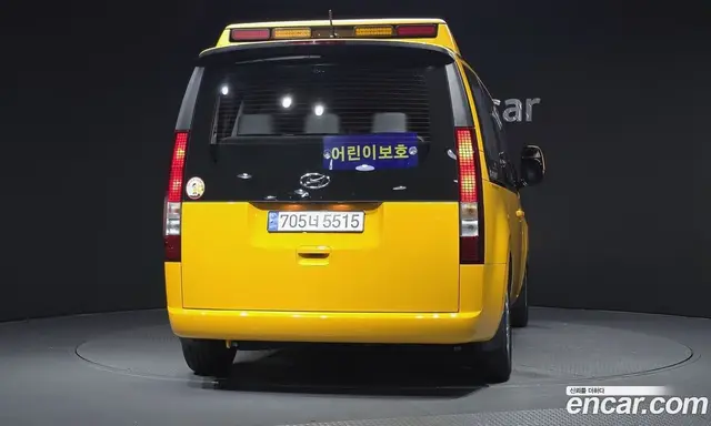 Hyundai Staria 2023 3.5 автомат (гидро), миниатюра 4