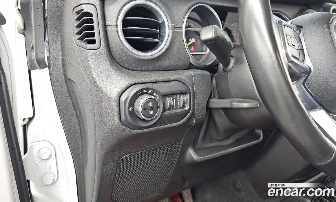 Jeep Wrangler 2021 2.0 автомат (гидро), фото 24