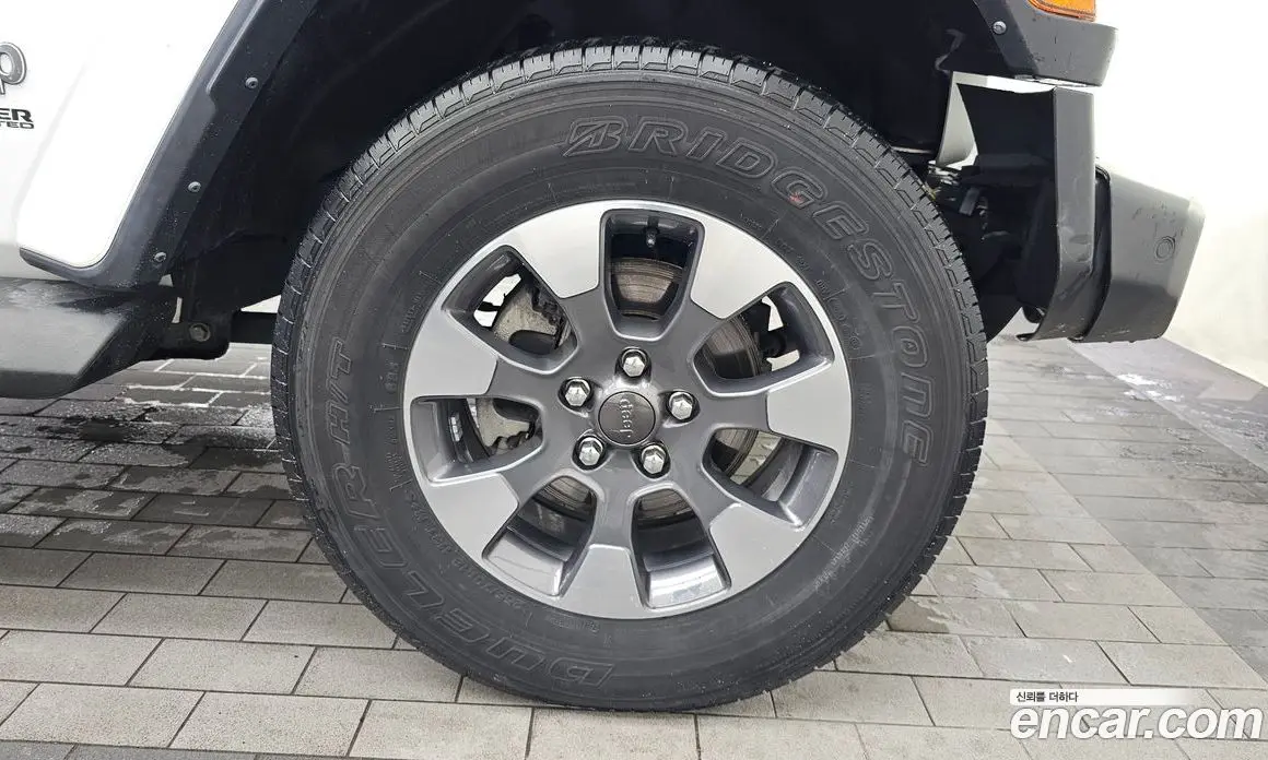 Jeep Wrangler 2021 2.0 автомат (гидро), фото 7