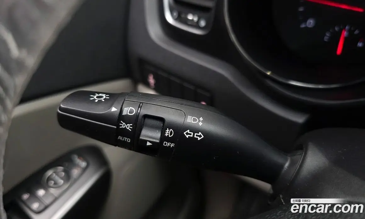 Kia Carnival 2020 2.2 автомат (гидро), фото 25