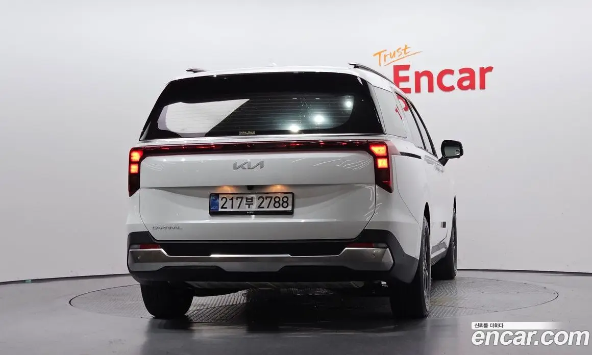 Kia Carnival 2025 3.5 автомат (гидро), фото 4