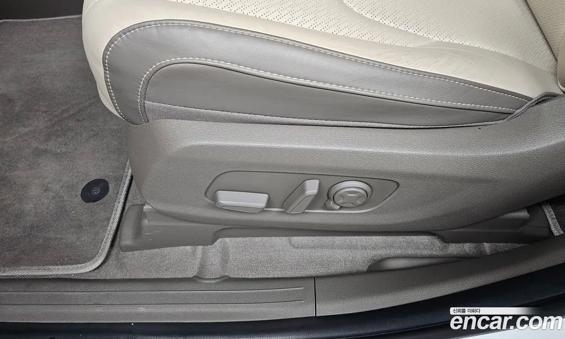 Kia Carnival 2025 1.6 автомат (гидро), фото 29
