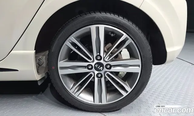 Kia Morning 2018 1.0 автомат (гидро), миниатюра 7