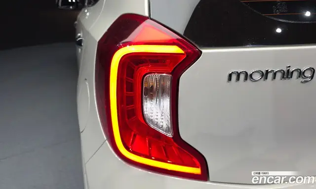 Kia Morning 2018 1.0 автомат (гидро), миниатюра 9
