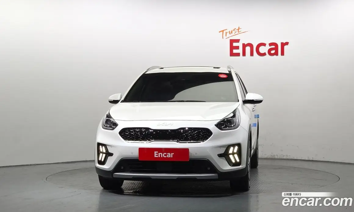 Kia Niro 2021 1.6 автомат (гидро), фото 3