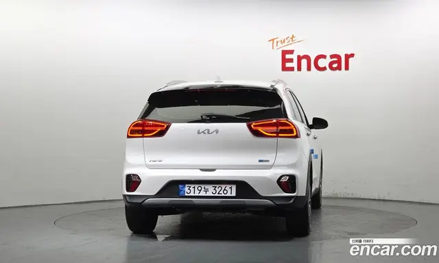 Kia Niro 2021 1.6 автомат (гидро), миниатюра 4