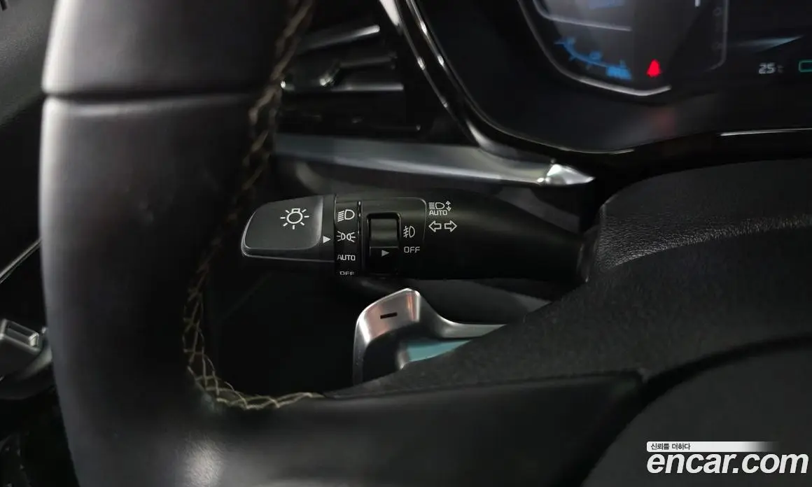 Kia Niro 2021 1.6 автомат (гидро), фото 33